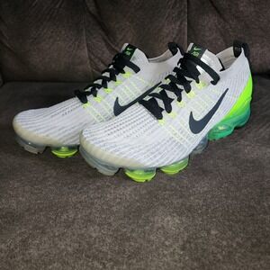 Size 8.5 Nike Air VaporMax Flyknit 3 Grey/Electric Green AJ6900-011
